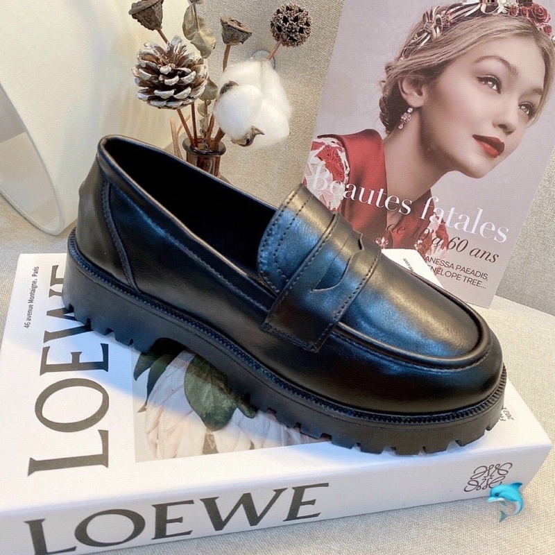 GIÀY LƯỜI DA,ĐỘN ĐẾ SIÊU ĐẸP   ĐẾ ĐỐC HÀNG ĐẸP ,2MÀU TRẮNG ĐEN