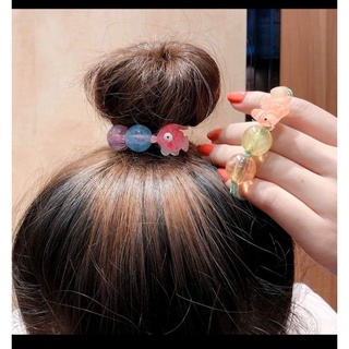 chun buộc tóc cho mẹ và bé cute