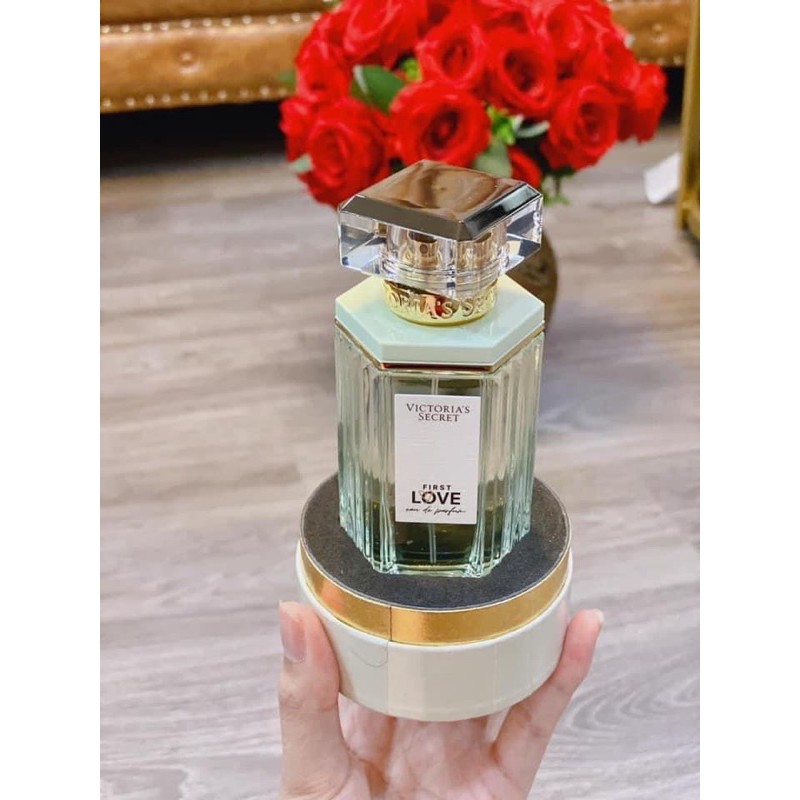 Nước hoa nữ Frist Love của Victoria Secret 100ml - Mẫu mới năm 2020 của nhà Victoria Secret 🇺🇸Xuất xứ: USA .