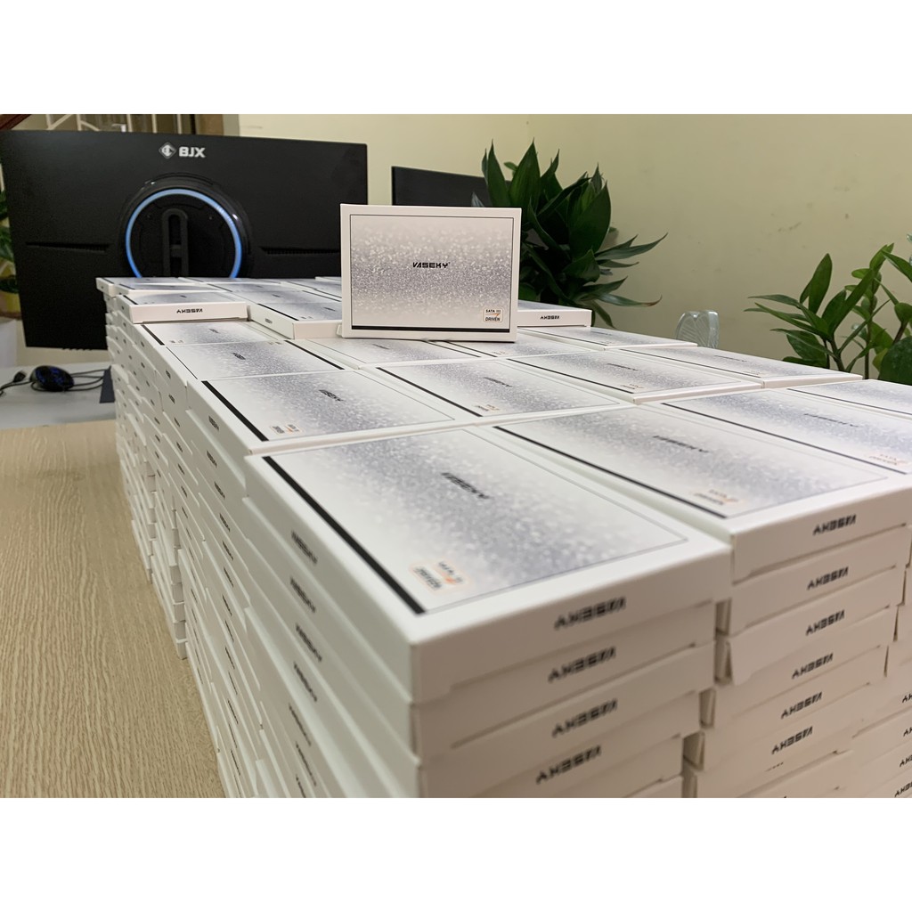SSD Vaseky 240Gb. Ổ cứng giành cho laptop và máy tính phòng. Sản phẩm công nghệ mới chuẩn Sata 3. | BigBuy360 - bigbuy360.vn