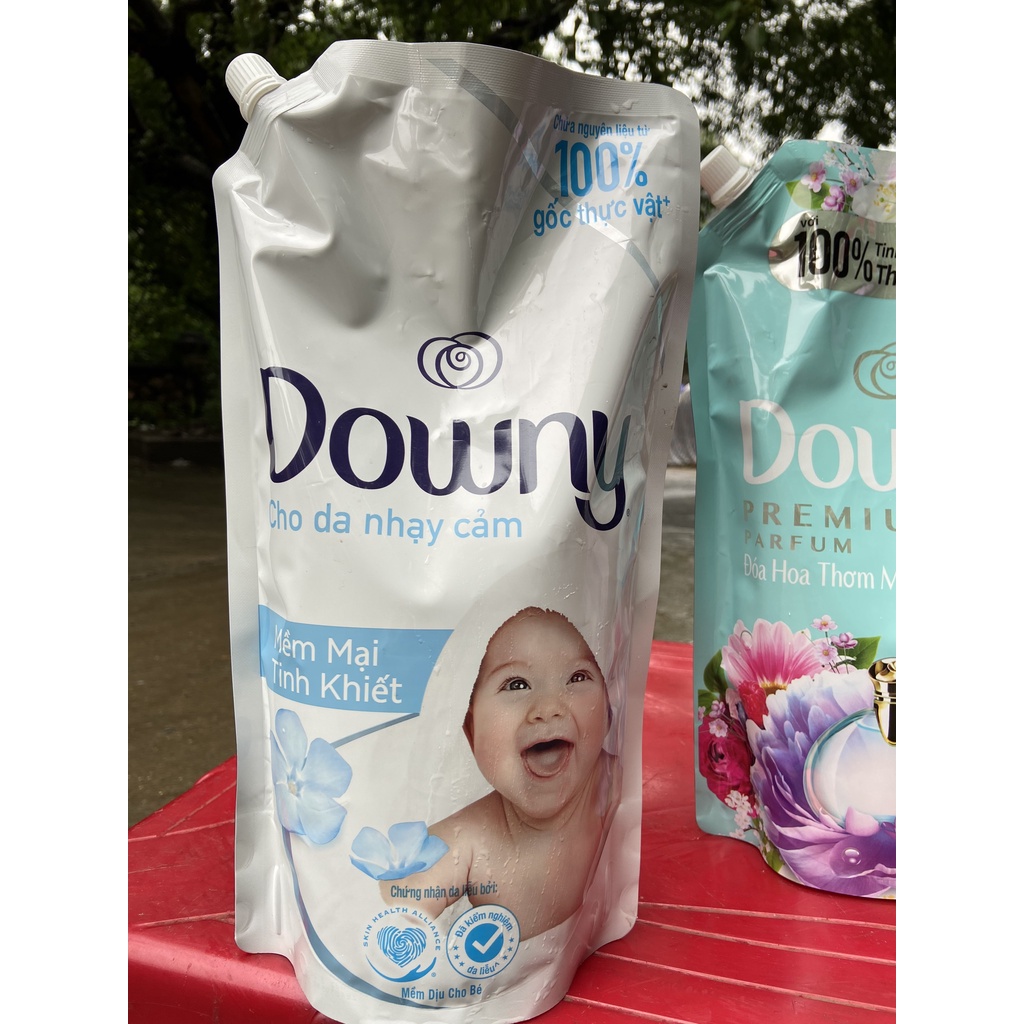 NƯỚC XẢ VẢI DOWNY VƯỜN ĐÀO XUÂN SAKURA DREAM 1,5L