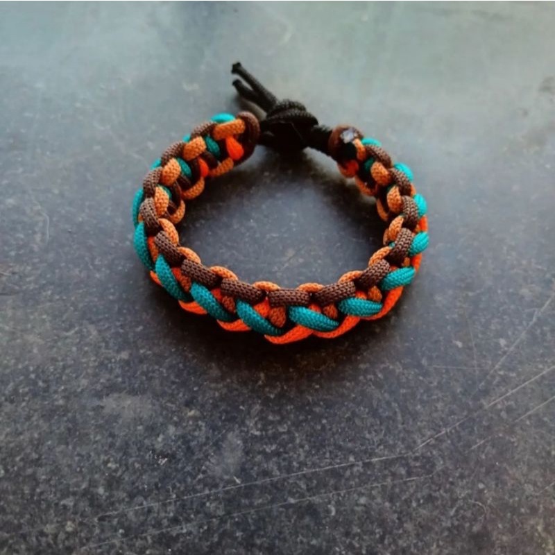 Vòng tay nam nữ - Vòng tay paracord mang phong cách mới
