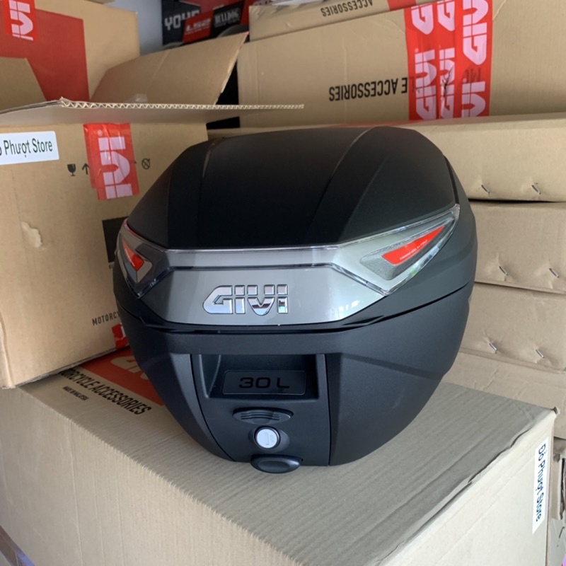 Thùng sau Givi C30N, C30Nt