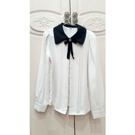 Thanh lý Áo kiểu made in korea annacoco kèm nơ