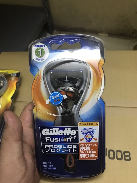 Dao Cạo Râu Gillette Fusion Pro Glide 5+1 – Nhật Bản