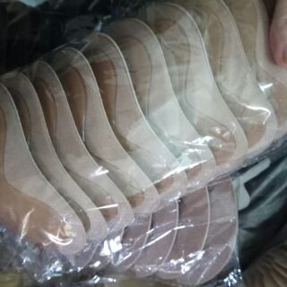 MỘT ĐÔI MIẾNG DÁN ĐỘN NGỰC HÌNH TRÁI TIM