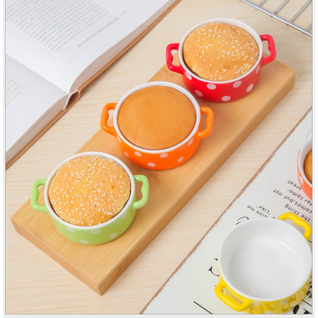 Chén sứ hình nồi chấm bi