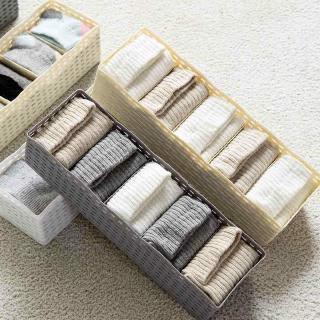 Khay Nhựa Chia Ngăn Đựng Đồ Lót / Vớ Đa Năng Tiện Dụng