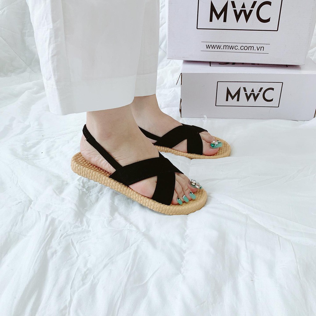 [Mã FATHANG5 giảm 10K đơn 50K] Giày sandal nữ quai cheo đế bệt MWC NUSD- 2721