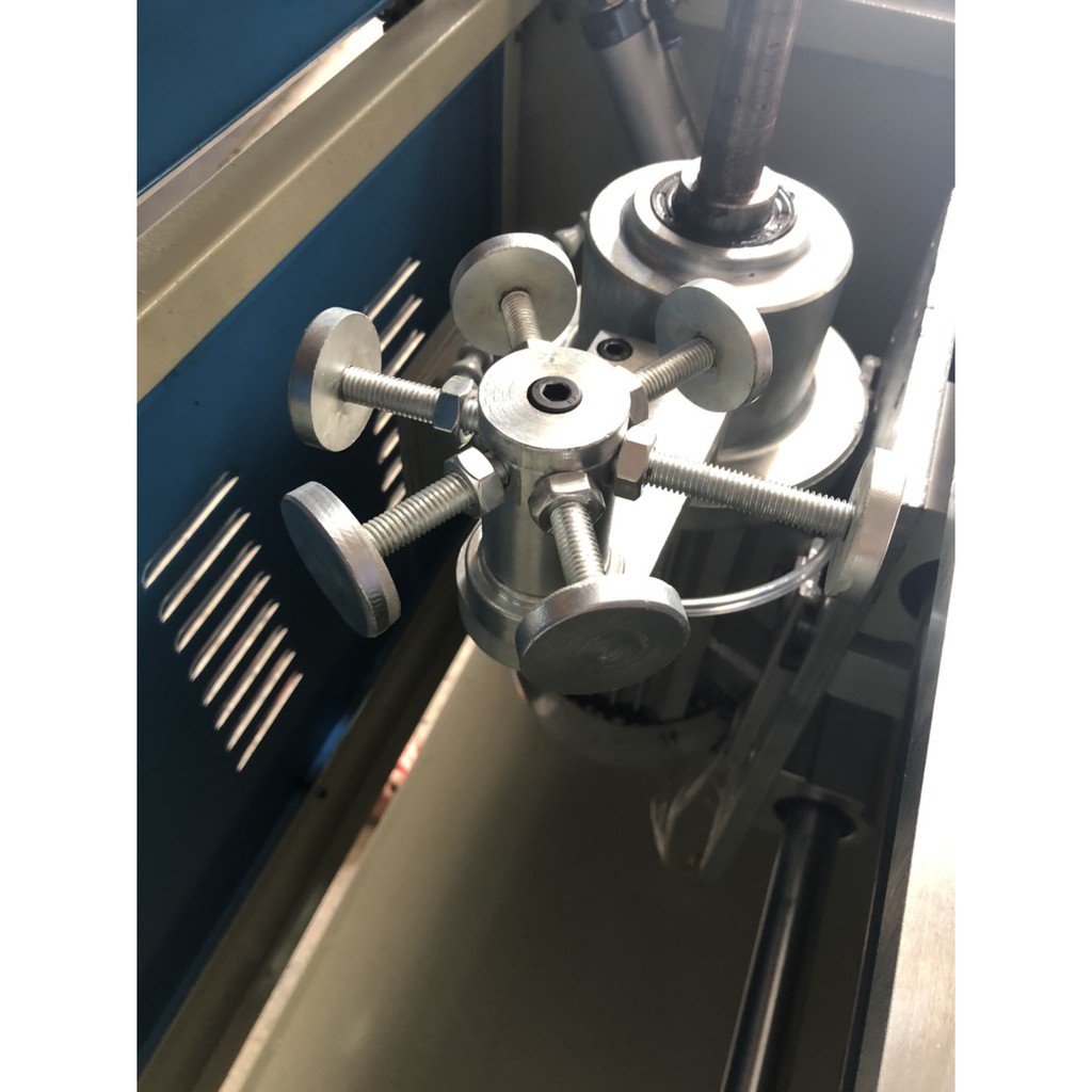 Cữ xoay căn nhôm máy phay