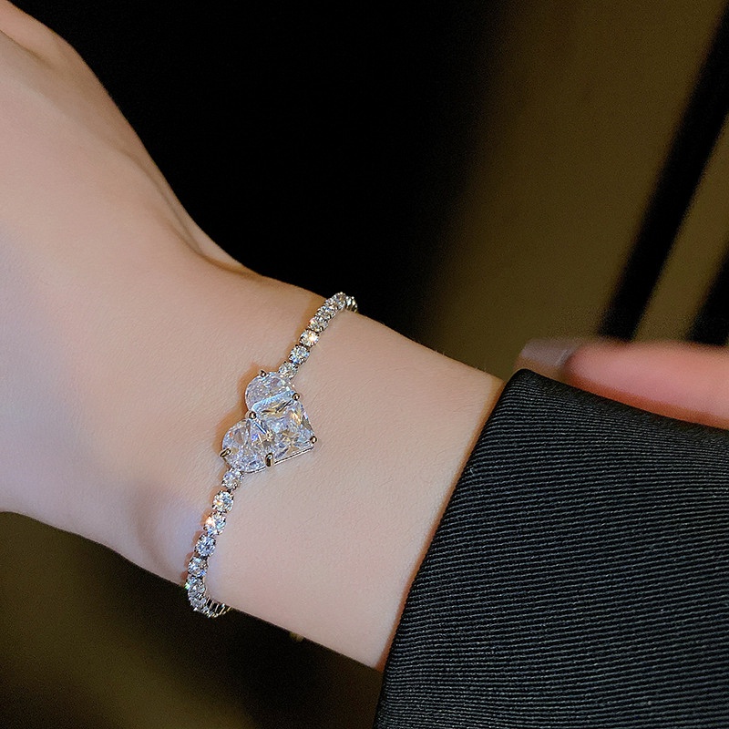 Lắc tay nữ hình trái tim xinh xắn đính đá pha lê cao cấp  thiết kế rút sợi có thể điều chỉnh kích cỡ