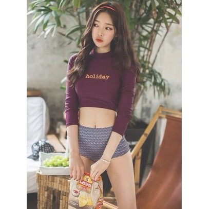 Bikini 2 mảnh dài tay áo đỏ đô hàng Quảng Châu BKN0040K