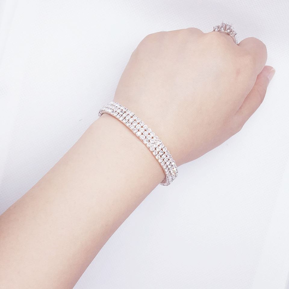 Claires Vòng tay hạt đá trắng