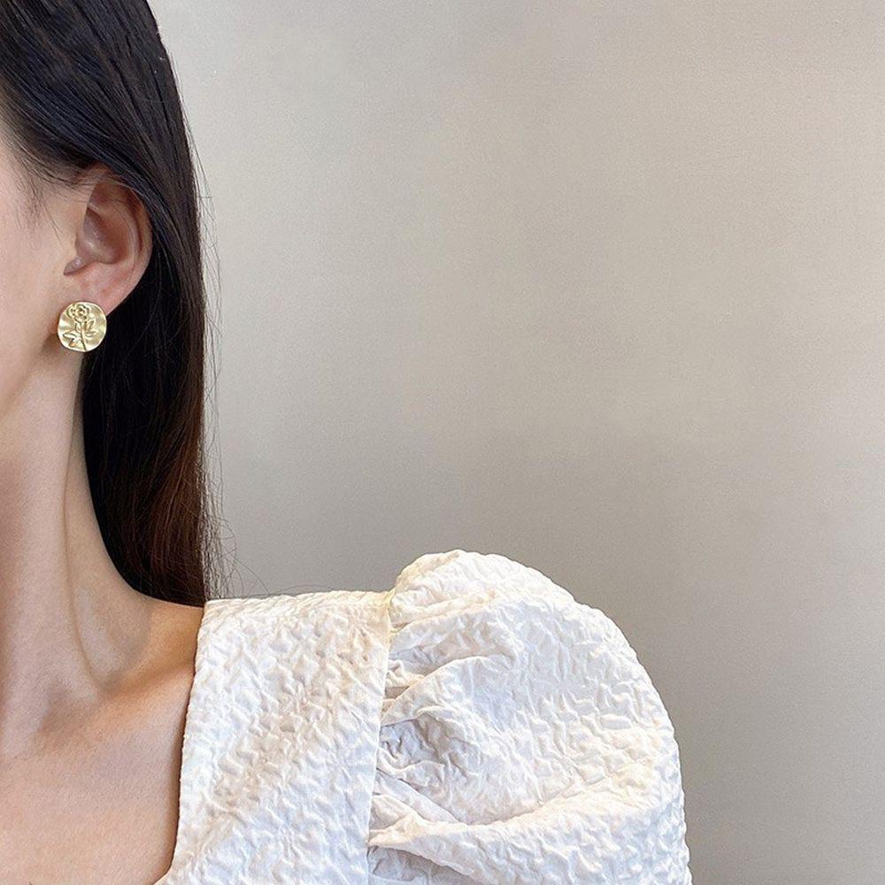 Khuyên Tai Kim Loại Hình Hoa Trà Phong Cách Vintage Nhật Bản