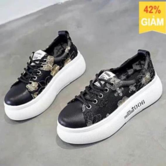 ( Chất lượng ) ( Sales T8 ) Giày thể thao ren hoa đế bánh mì 3cm 😍 . 2020 2020 . * new RT ' ! :