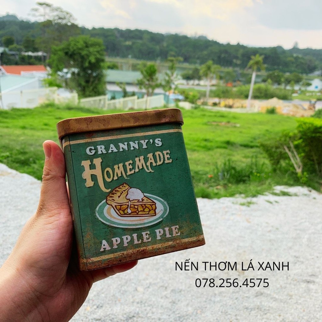 Nến thơm Vintage Grannys Homemade APPLE PIE hộp thiếc phong cách cổ điển