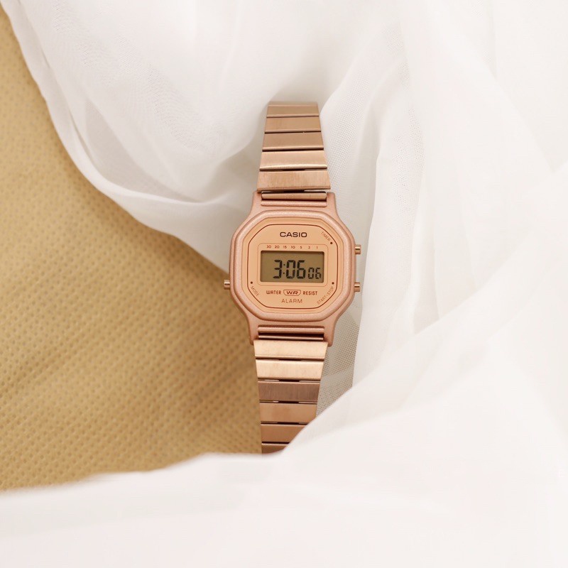 Đồng hồ nữ dây kim loại Casio Anh Khuê LA-11WR-5ADF