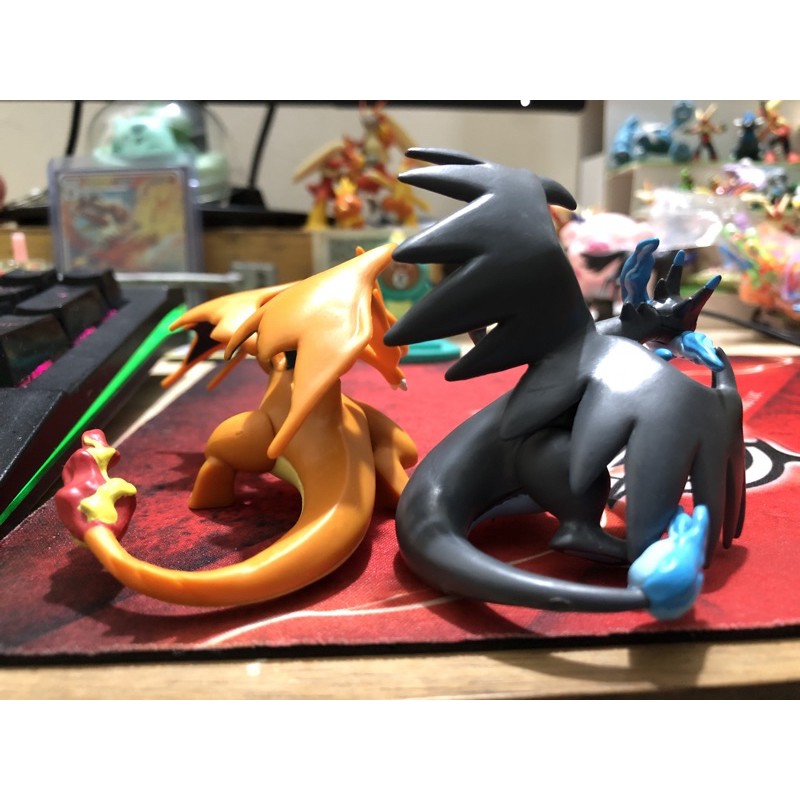 Mô Hình Quái vật Set Pokemon Mega X và Y charizard