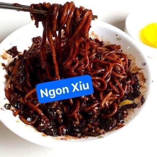 1 thùng  mỳ trộn tương đen