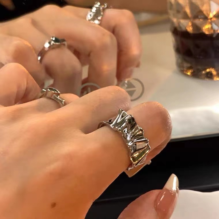 Nhẫn Thiết Kế Bất Đối Xứng Thời Trang Cá Tính Cho Nữ