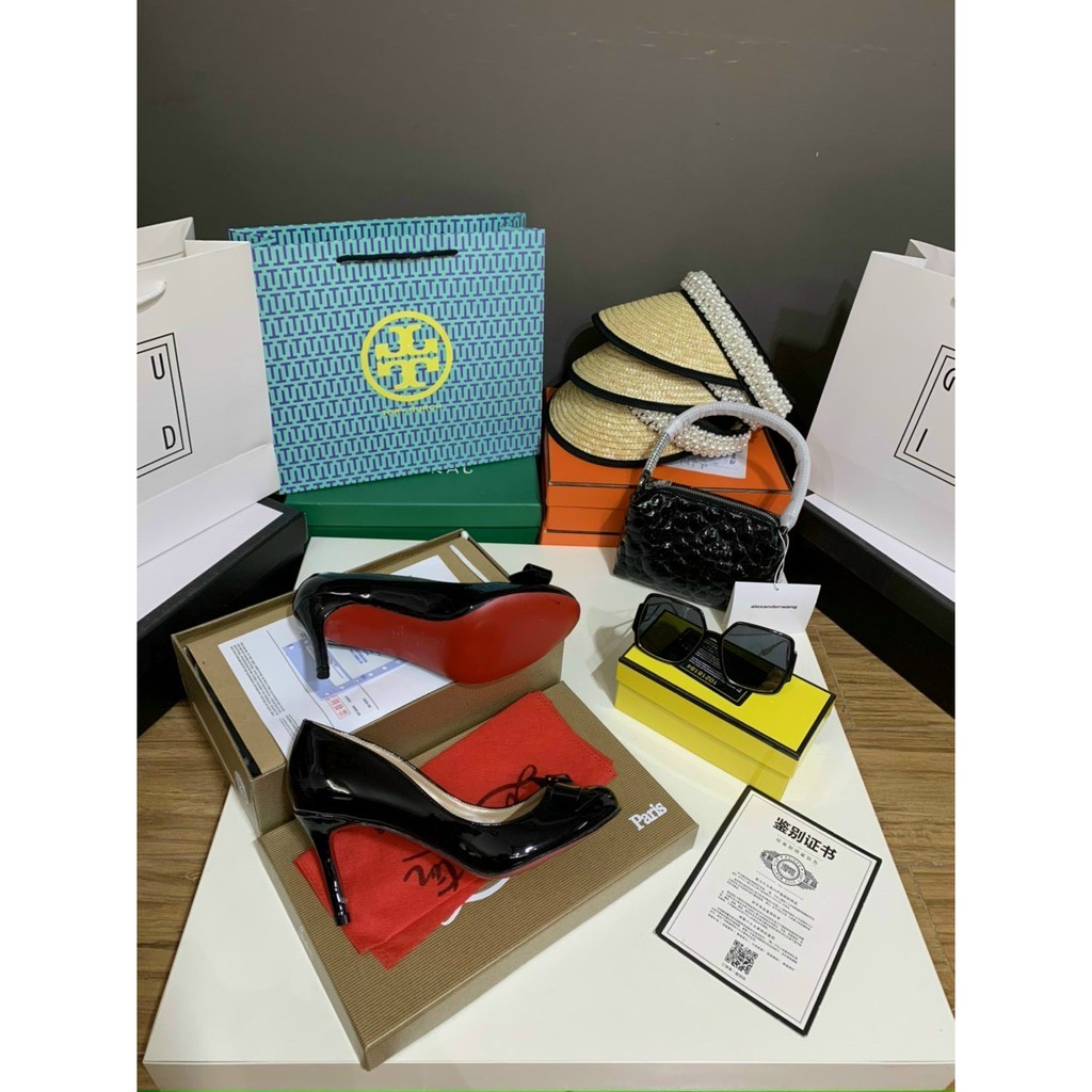 Giày Cao Gót Nữ Louboutine Mặt Bóng Thời Trang Siêu Đẹp Dễ Phối Đồ