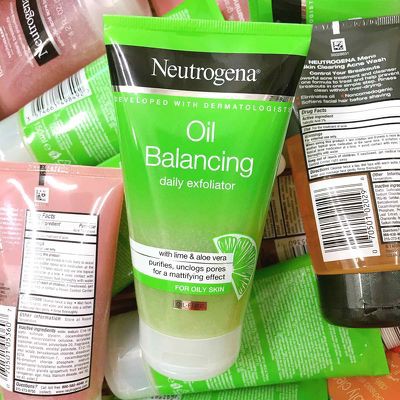 [Hàng Pháp] Sữa rửa mặt cho da dầu Neutrogena tinh chất chanh Oil Balancing Daily Exfoliator 150ml