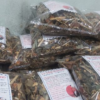Lá tắm sau sinh người Dao đỏ
