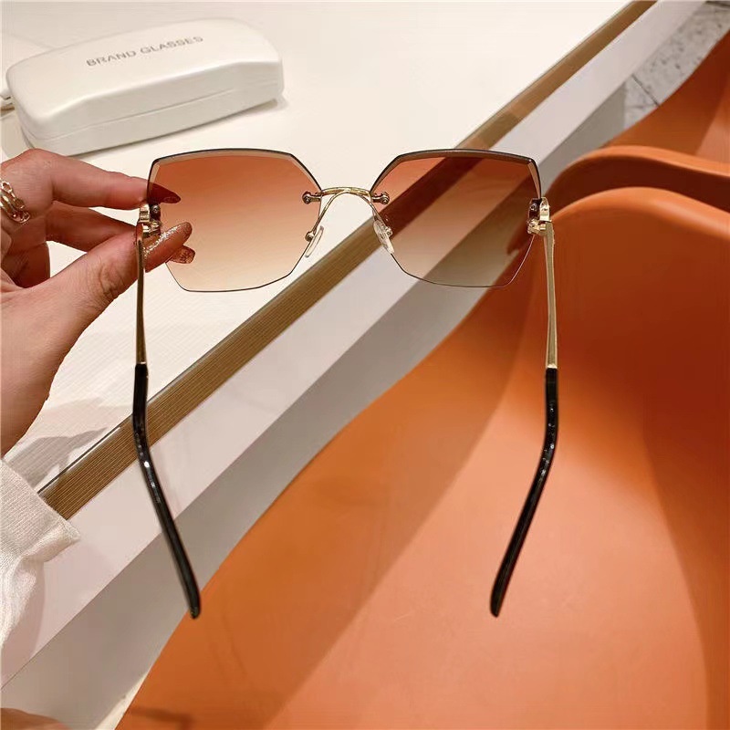 Kính Mát Thời Trang Khung Cắt Tròng Hình Đa Giác Đính Kim Cương Kiểu Hàn Quốc Cho Nữ