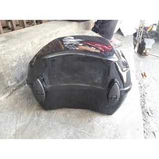 thùng hành lý đựng đồ phía sau xe máy