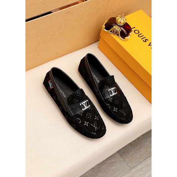 Giày lười da cho nam Louis Vuitton da thật cao cấp bản da lộn hoạ tiết logo LV