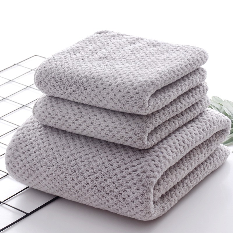 Khăn tắm cỡ lớn kích thước 70x140cm 100% Cotton cấu trúc nổi ô thấm nước cực tốt - Hàng nhập khẩu