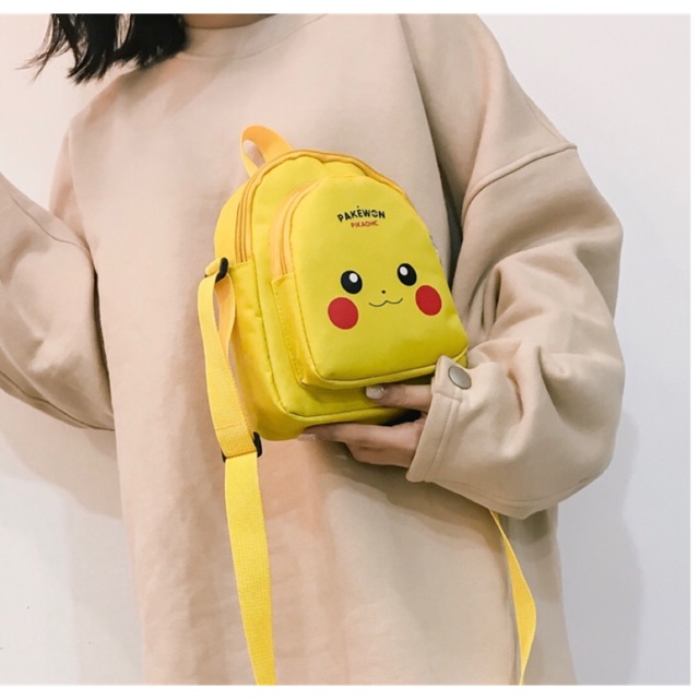 Túi đeo chéo pikachu