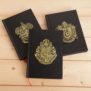 Sổ bìa da Hogwarts huy hiệu nổi - notebook