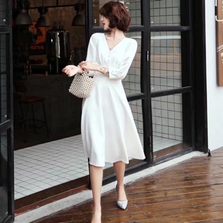 Đầm váy freesize trắng nút bọc bo eo