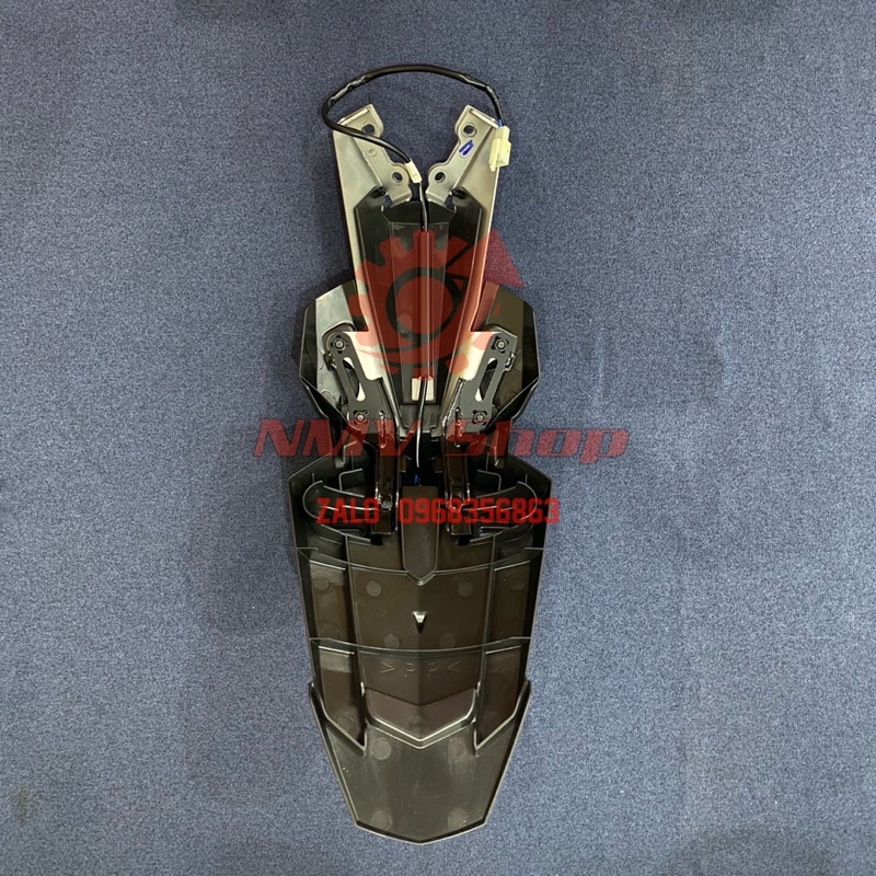 Đuôi biển số zin exciter 150 mới 100%