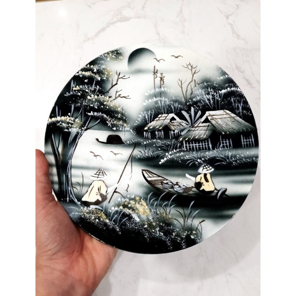 Đĩa sơn mài trắng đen phong cảnh làng quê Việt Nam cực đẹp