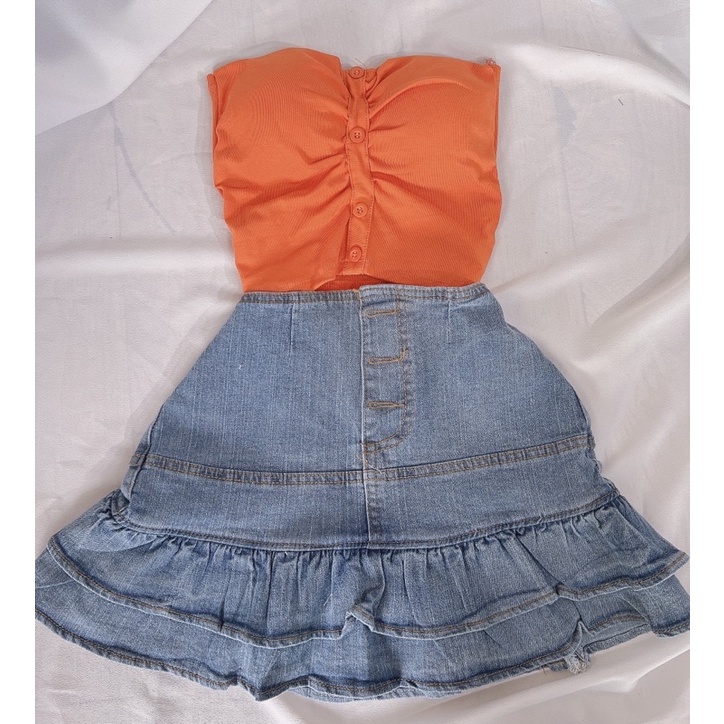 Set áo ống đính nút có mút ngực và chân váy jean tầng phối nút alohashop91