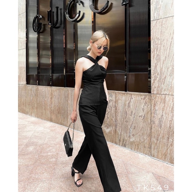 Áo nữ ôm cổ yếm xoắn form dài 3 màu đen, trắng, nude size S,M Np shop