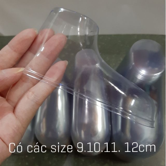 Form giày nhựa cho bé