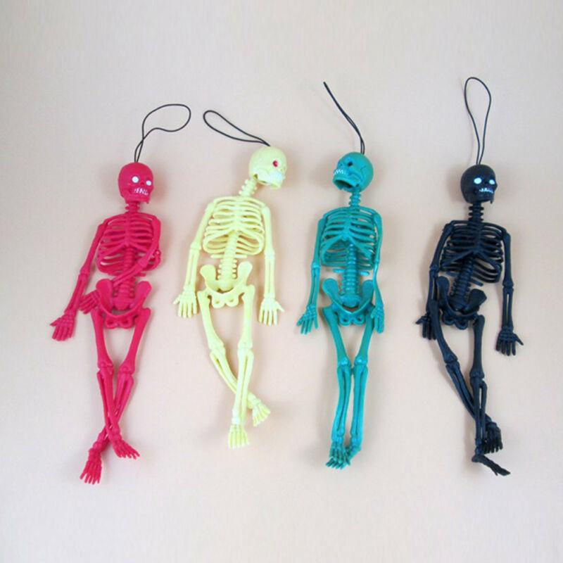 Móc Khoá Kim Loại Hình Bộ Xương Halloween