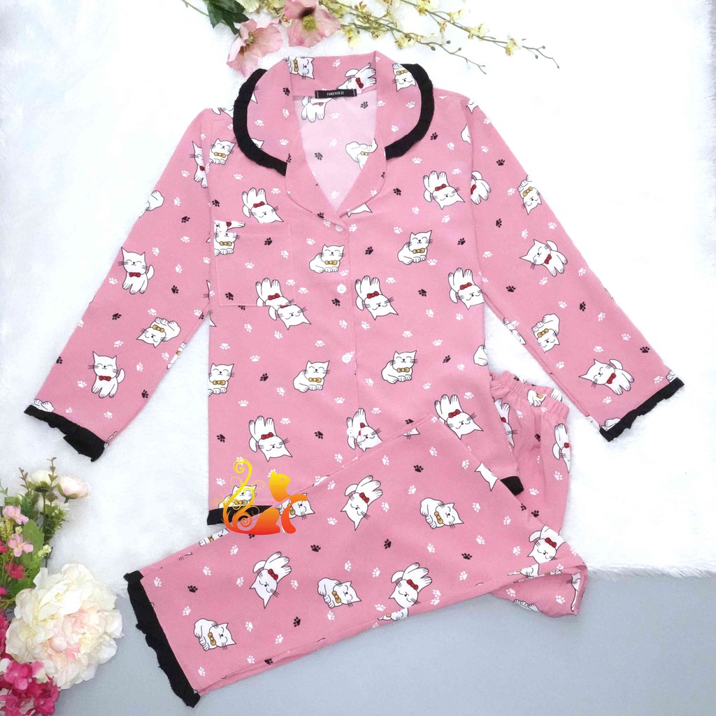 Bộ Đồ Mặc Nhà "Mèo Smile in Pijama Satin Lụa Hàn Viền Bèo Tay Dài Cao Cấp - Siêu Mát - Dưới 55kg.