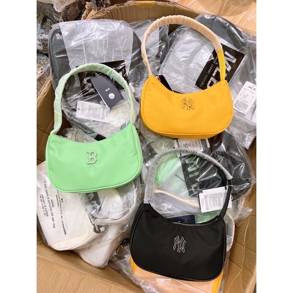 Túi mlb kẹp nách