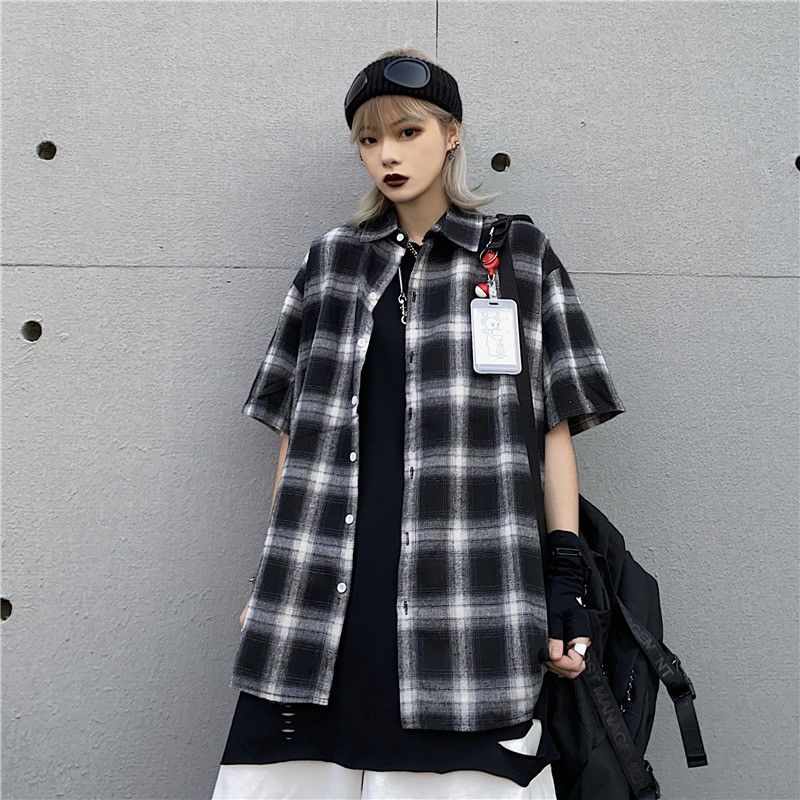 Sơ mi kẻ caro cộc tay unisex hoa cúc