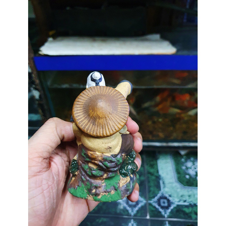 ÔNG CÂU GỐM TRANG TRÍ HỒ CÁ NON BỘ DÀI 7CM CAO 9CM