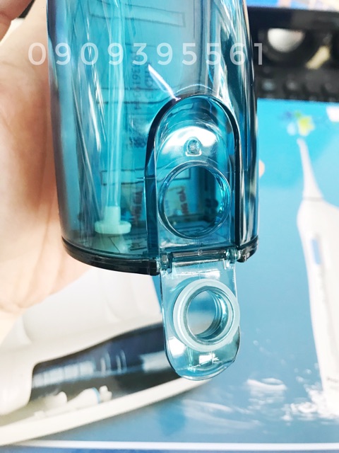 Máy tăm nước cầm tay Procare KHD13