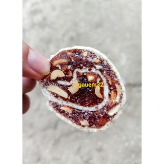 500gram-Kẹo chuối cuộn bánh phồng nướng phộng