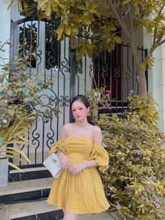 Đầm xoè cup trễ vai