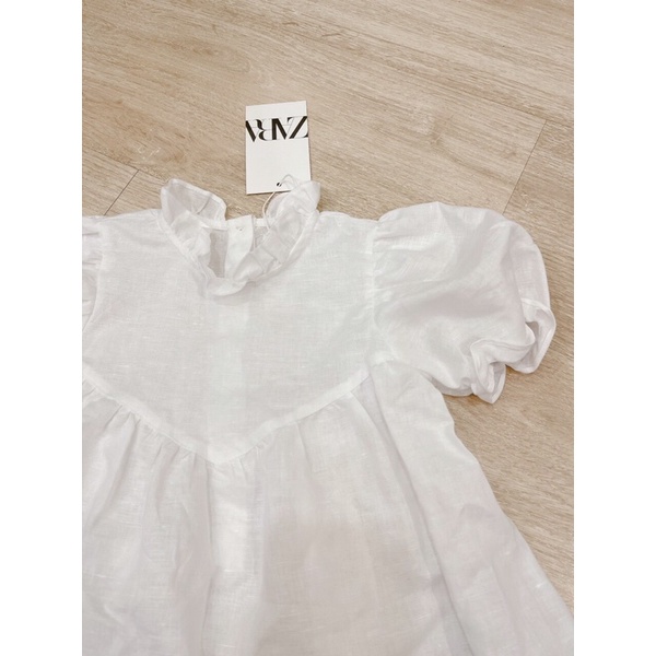 Váy đầm Zara trắng bèo cổ tay bồng bé gái