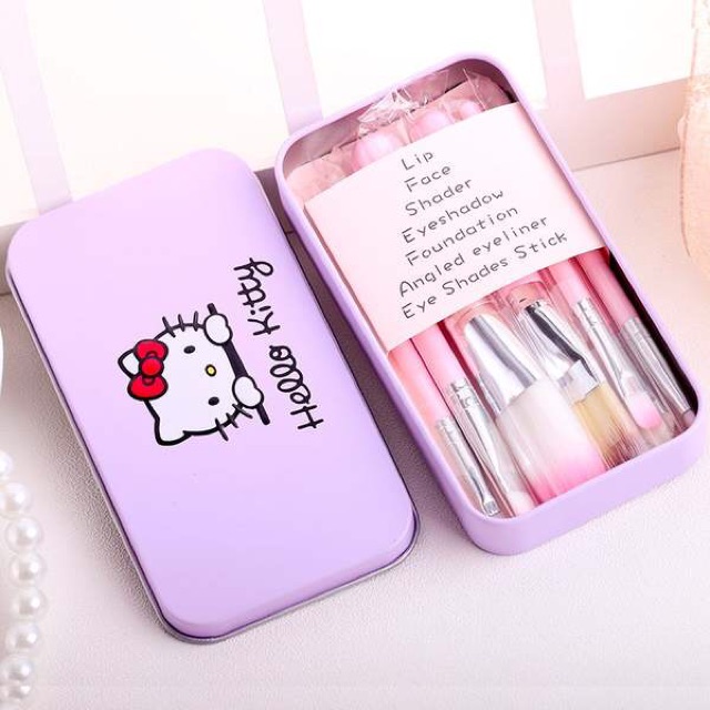 Bộ Cọ Trang Điểm HELLO KITTY - Hàn Quốc