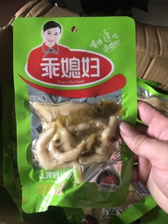 Chân gà gói ớt xanh trùng khánh